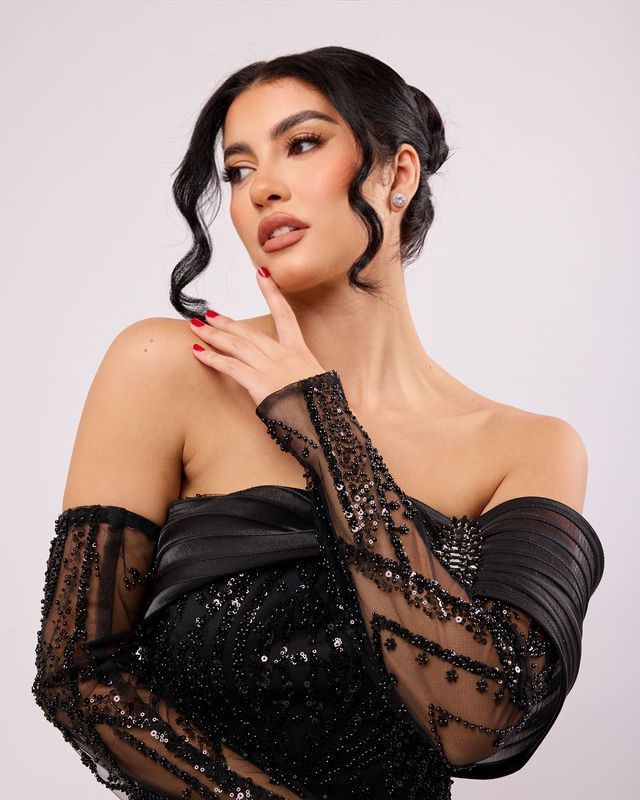 Amira dress